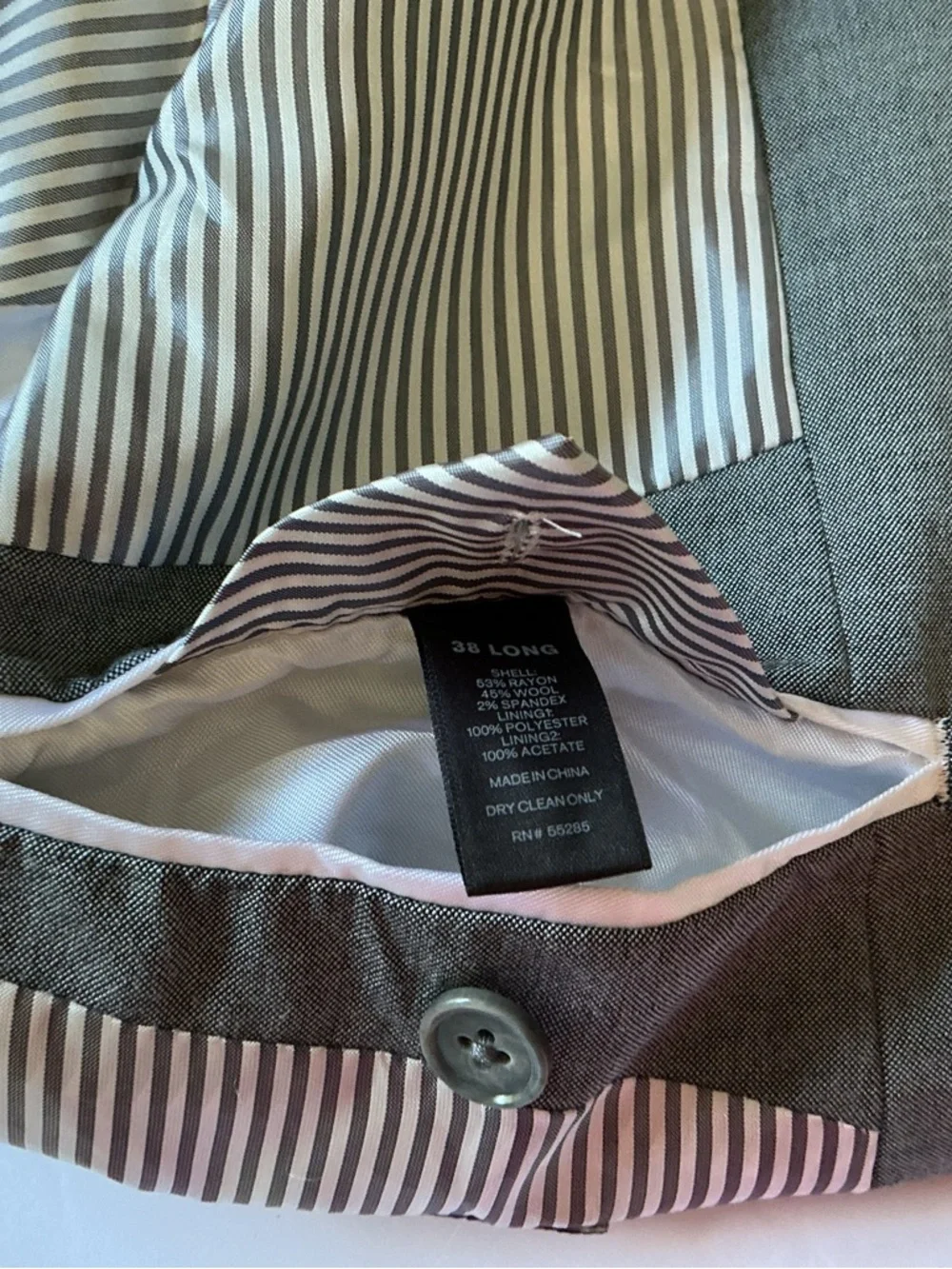 Express Men's Gray Two-Button Blazer - Picture 9 of 9